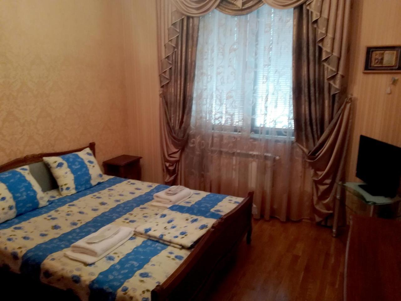 Leon Hotel Tbilisi Buitenkant foto
